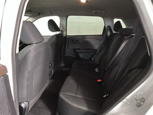 Used 2023 Nissan Rogue S AWD/4WD image 30