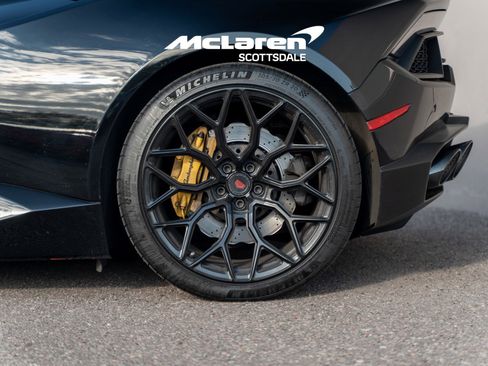 Used 2019 Lamborghini Huracan LP 580-2 image 19