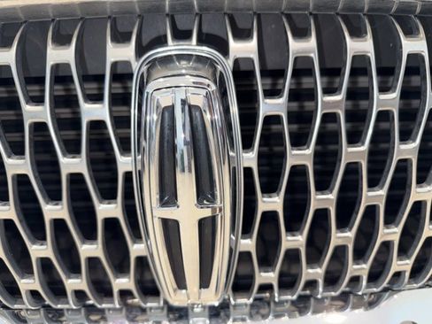 Certified 2020 Lincoln Corsair Reserve FWD image 8