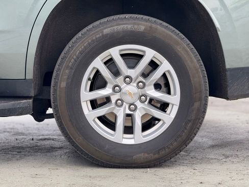 Used 2024 Chevrolet Tahoe LT image 3