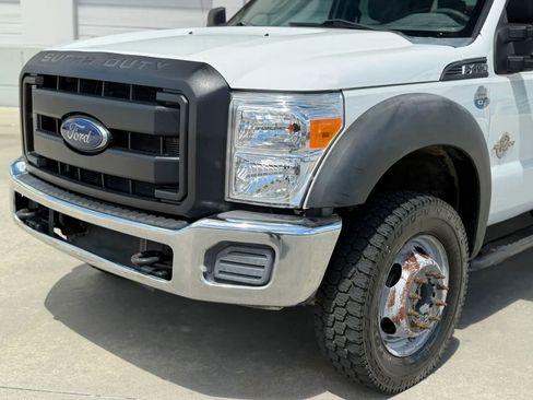 Used 2016 Ford F450 XL w/ Power Equipment Group AWD/4WD image 2