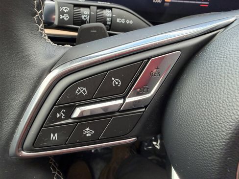 Used 2025 Buick Envision Sport Touring image 28