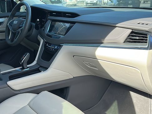 Used 2019 Cadillac XT5 Luxury image 22
