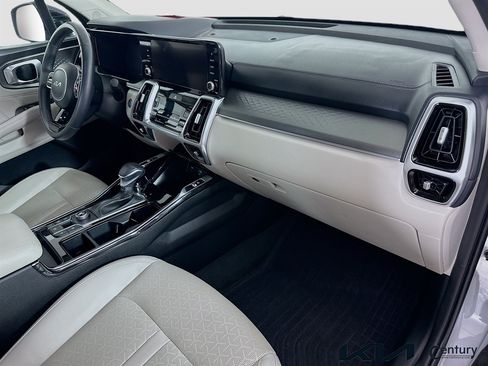 Certified 2023 Kia Sorento SX FWD image 29