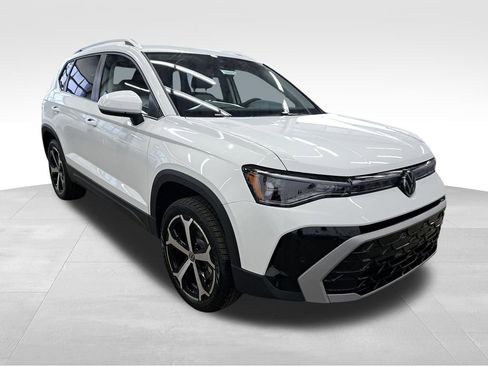 New 2025 Volkswagen Taos SEL AWD/4WD image 3