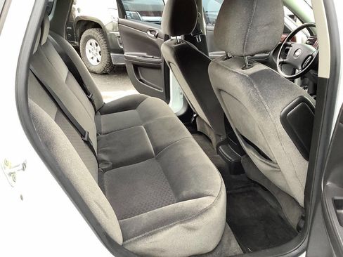 Used 2010 Chevrolet Impala LT image 25