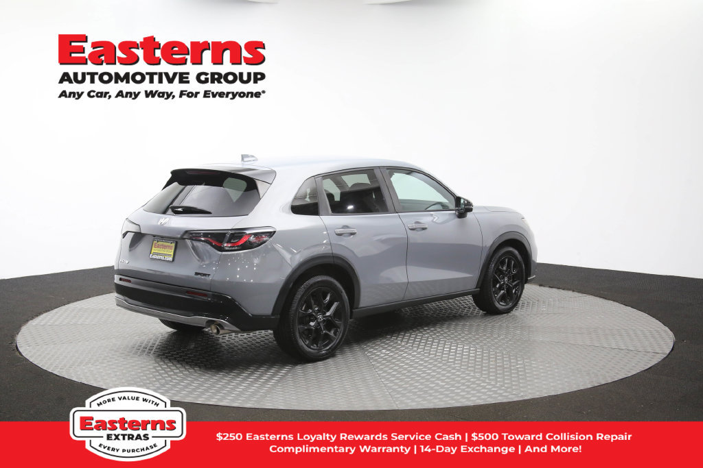 Used 2023 Honda HR-V Sport image 43