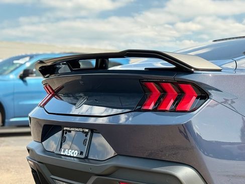 Used 2024 Ford Mustang Dark Horse RWD image 43