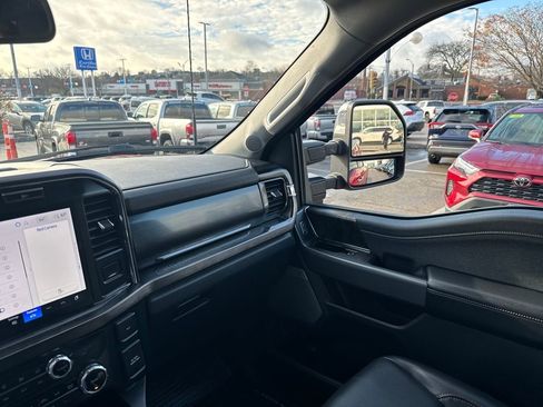 Used 2023 Ford F350 Lariat w/ Chrome Package image 30