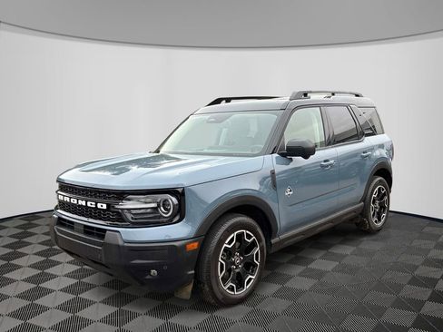 Used 2025 Ford Bronco Sport Outer Banks w/ Outer Banks Tech Package+ AWD/4WD image 1