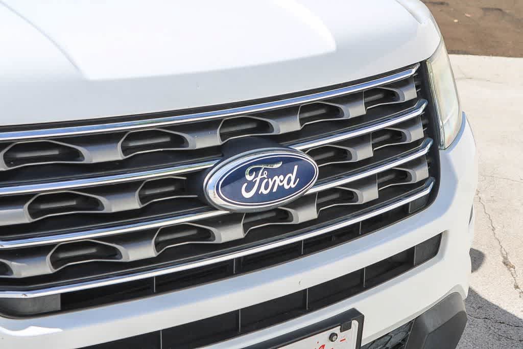 Used 2016 Ford Explorer FWD image 10