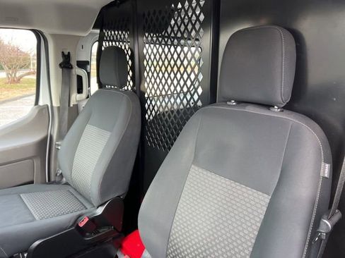 Used 2024 Ford Transit 250 Low Roof w/ Exterior Upgrade Package image 17