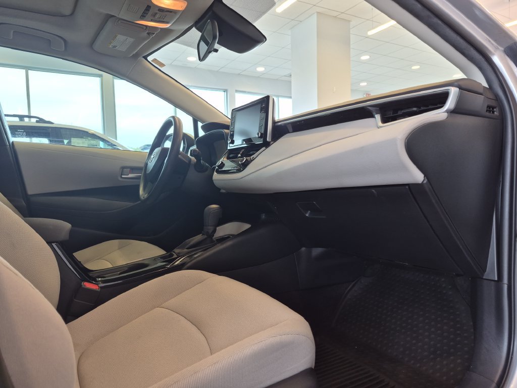 Used 2020 Toyota Corolla LE w/ LE Premium Package FWD image 21