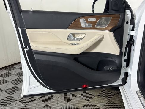 Certified 2025 Mercedes-Benz GLE 450 4MATIC image 10