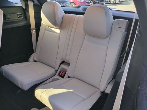Used 2024 Mercedes-Benz GLE 350 4MATIC image 33