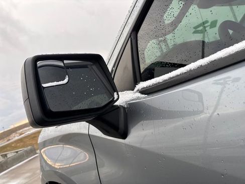 Certified 2024 Chevrolet Silverado 1500 Custom image 29