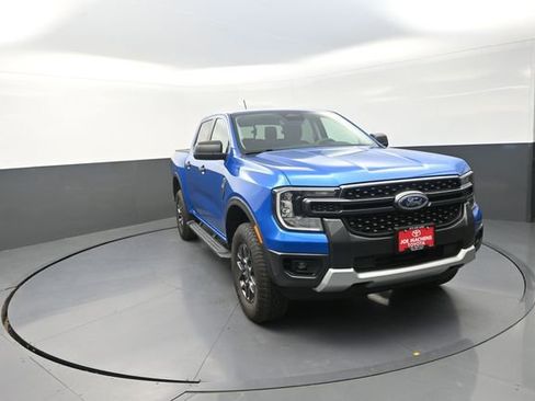 Used 2025 Ford Ranger XLT w/ Trailer Tow Package AWD/4WD image 12