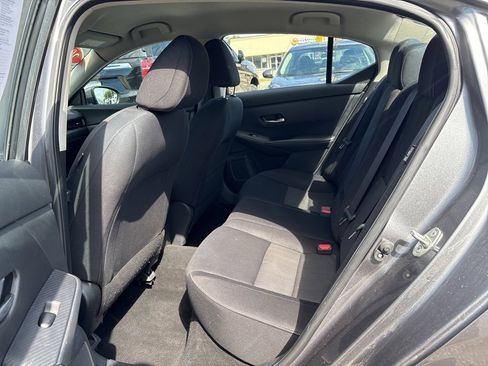 Used 2022 Nissan Sentra SV image 19