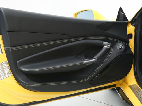 Certified 2022 Ferrari F8 Tributo image 24