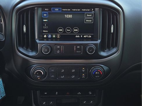 Used 2022 GMC Canyon AT4 image 10