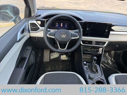 New 2026 Volkswagen Taos SE AWD/4WD image 21