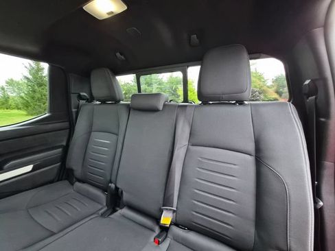 Used 2024 Toyota Tacoma TRD Sport w/ TRD Sport Upgrade Package AWD/4WD image 33