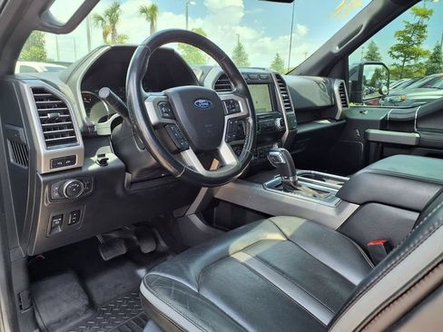 Used 2019 Ford F150 Platinum w/ Equipment Group 701A Luxury AWD/4WD image 24