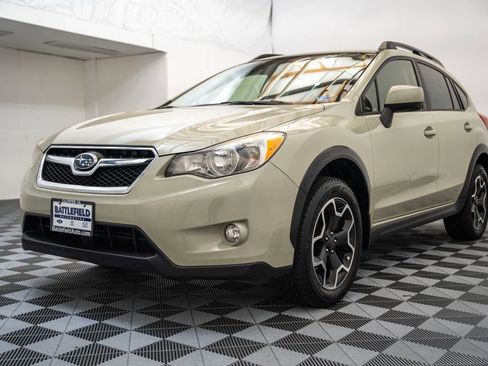 Used 2014 Subaru Crosstrek 2.0i Limited AWD/4WD image 3