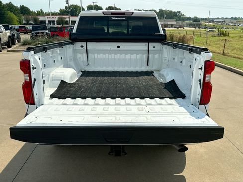 Used 2022 Chevrolet Silverado 2500 LTZ w/ LTZ Convenience Package image 23