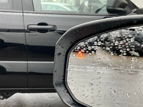 Used 2025 Hyundai Santa Fe SEL image 20