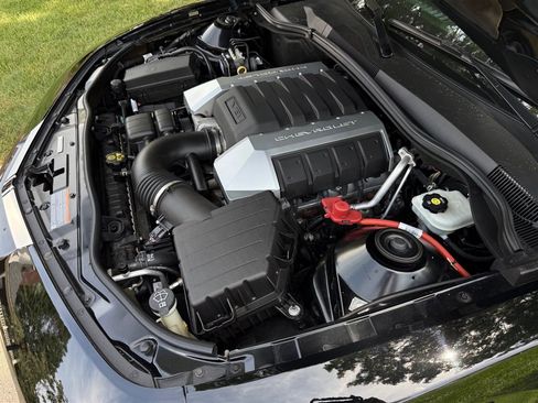Used 2010 Chevrolet Camaro SS RWD image 65