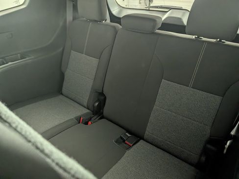 Certified 2025 GMC Acadia Elevation image 32