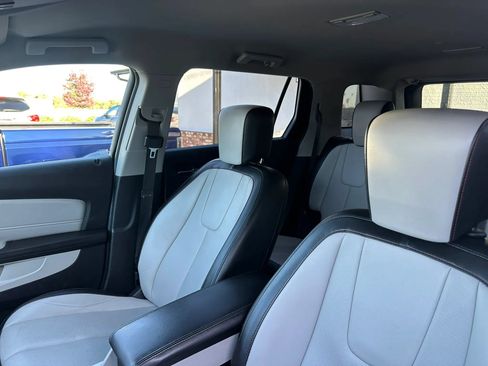 Used 2017 GMC Terrain SLT FWD image 32