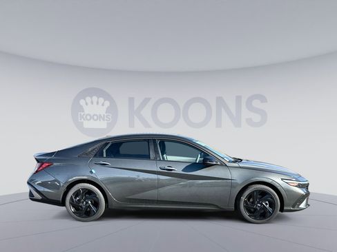 New 2026 Hyundai Elantra Sport image 8