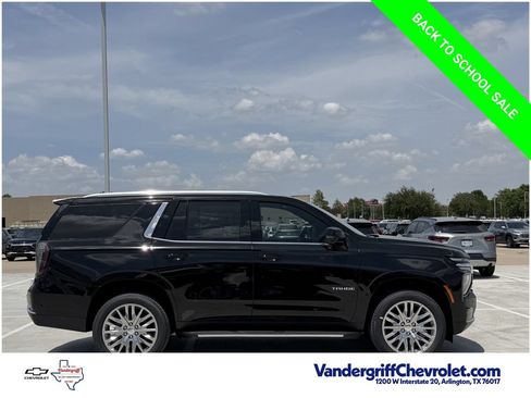 New 2026 Chevrolet Suburban LT w/ Comfort Package RWD image 3
