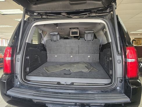 Used 2015 Chevrolet Suburban LT AWD/4WD image 21