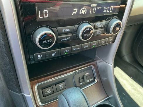 Used 2022 Subaru Ascent Touring w/ Popular Package #2A AWD/4WD image 22