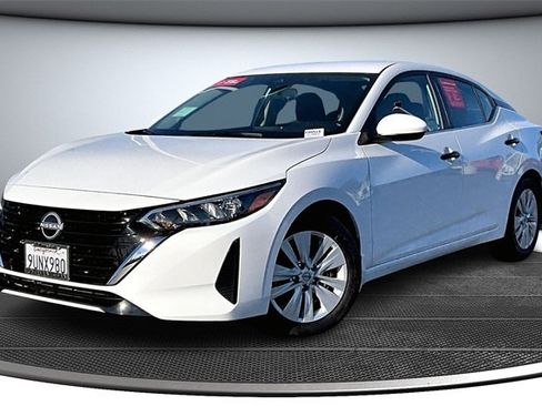 Certified 2025 Nissan Sentra S image 3