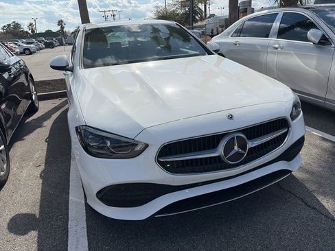 Used 2025 Mercedes-Benz C 300 Sedan image 3