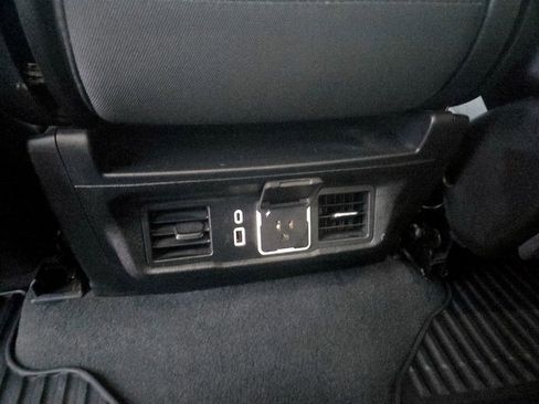 Used 2025 Chevrolet Silverado 2500 LT w/ Safety Package image 29