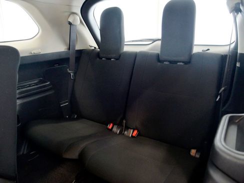 Used 2017 Mitsubishi Outlander ES FWD image 28