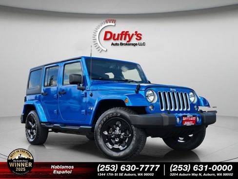 Used 2016 Jeep Wrangler Unlimited Sahara w/ Connectivity Group AWD/4WD image 1
