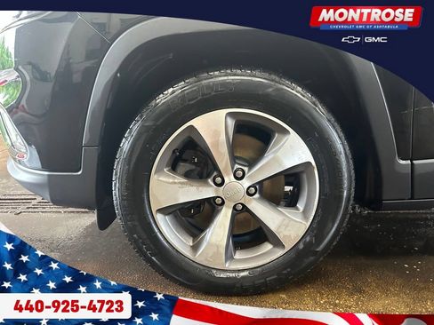 Used 2020 Jeep Cherokee Limited AWD/4WD image 33