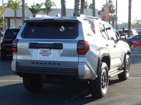 New 2025 Toyota 4Runner TRD Off-Road Premium image 5