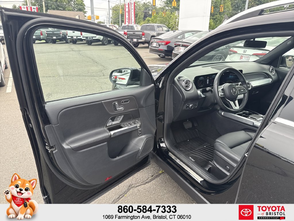Used 2022 Mercedes-Benz GLB 250 image 10