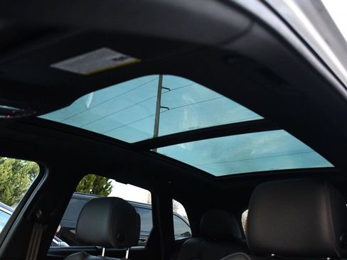 Used 2022 Audi SQ5 Premium Plus w/ Premium Plus Package image 41