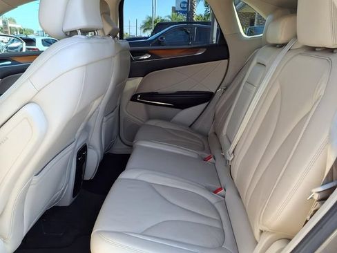 Used 2017 Lincoln MKC Select w/ Select Plus Package FWD image 23