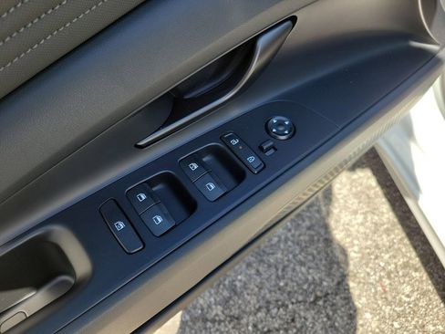 New 2026 Hyundai Elantra SEL Sport Premium FWD image 15