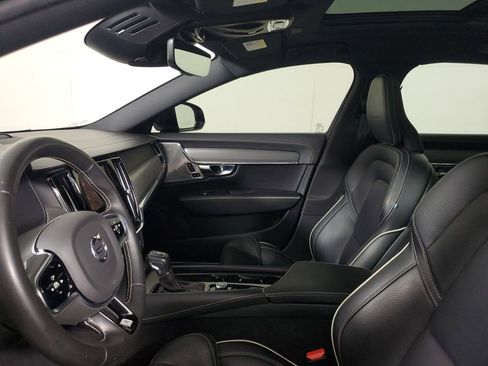 Used 2020 Volvo S90 T6 R-Design image 22