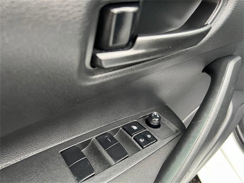 Certified 2023 Toyota Corolla LE image 13
